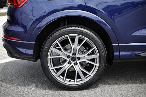 2025 Audi Q3 45 S line Premium Plus