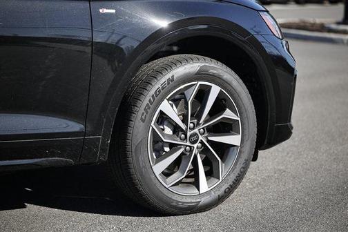 2024 Audi Q5 45 S line Premium