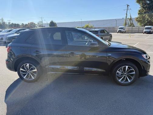 2024 Audi Q5 45 S line Premium