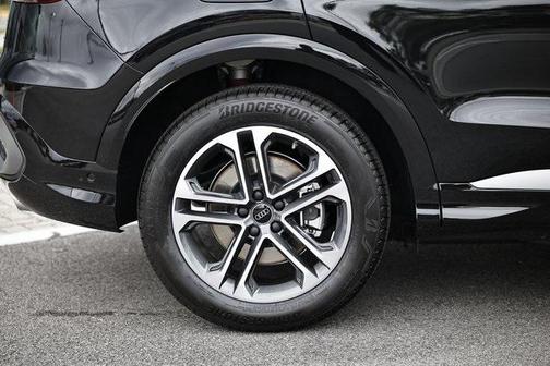 2025 Audi Q5 Prestige TFSI quattro S tronic