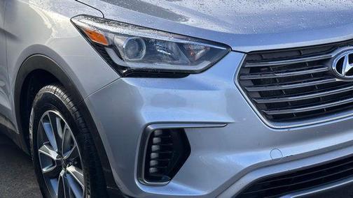 Circuit Silver 2017 Hyundai SANTA FE SE