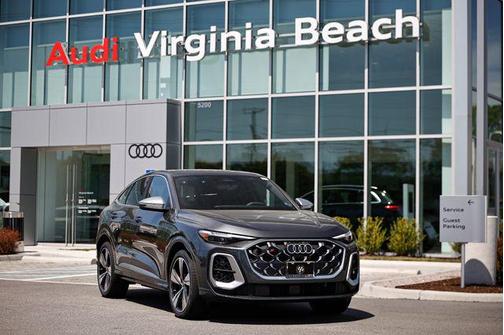 Daytona Gray Metallic 2026 Audi SQ5 3.0T Premium Plus