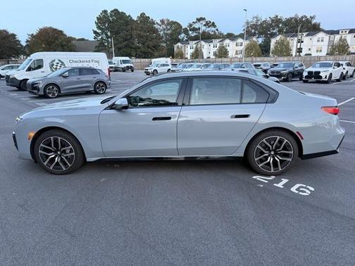 2025 BMW 740 xDrive