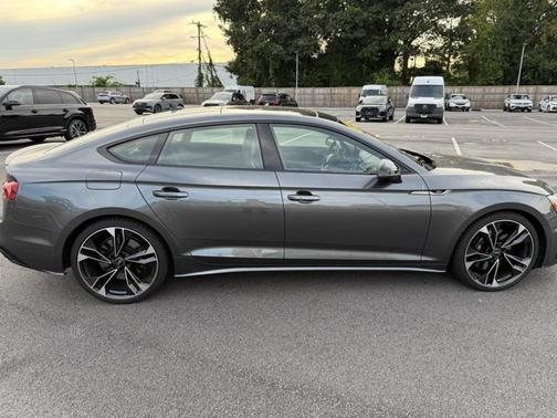 2022 Audi S5 Premium Plus TFSI quattro Tiptronic