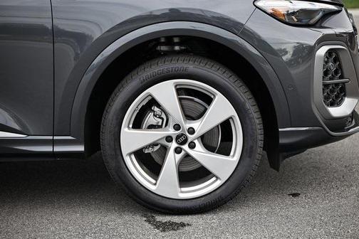 2025 Audi Q5 Premium Plus TFSI quattro S tronic