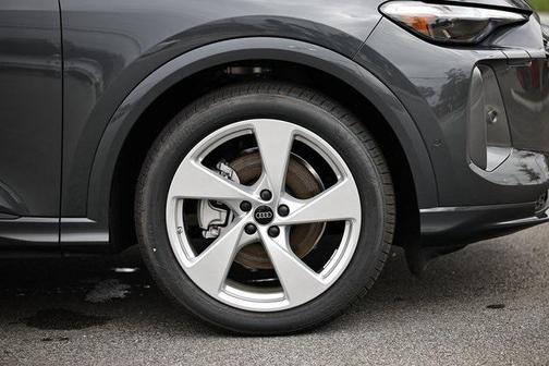 2025 Audi Q5 Prestige TFSI quattro S tronic