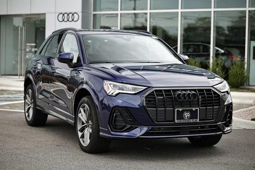 2025 Audi Q3 Premium 45 TFSI S line quattro Tiptronic