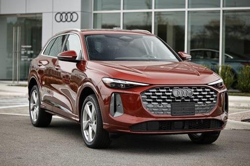 2025 Audi Q5 Premium Plus TFSI quattro S tronic