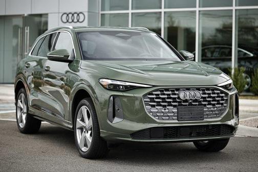 2025 Audi Q5 Premium Plus TFSI quattro S tronic