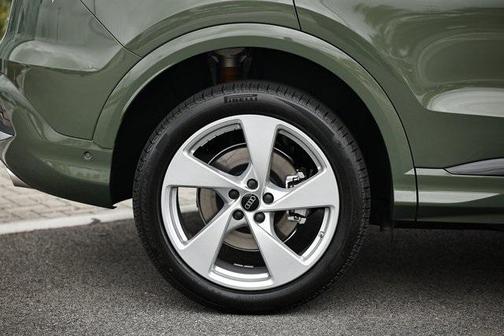 2025 Audi Q5 Premium Plus TFSI quattro S tronic