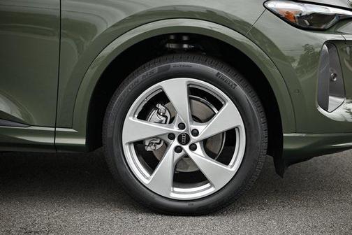 2025 Audi Q5 Premium Plus TFSI quattro S tronic