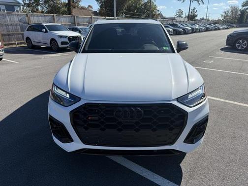 2025 Audi SQ5 3.0T Premium Plus