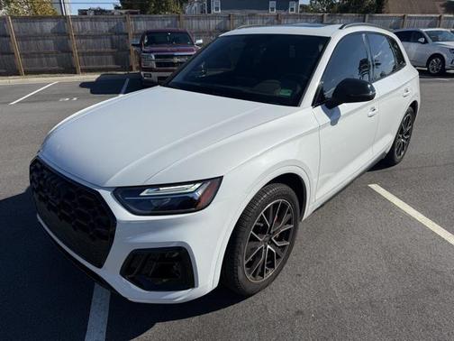2025 Audi SQ5 3.0T Premium Plus