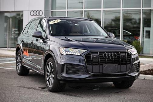 2023 Audi Q7 45 Premium Plus