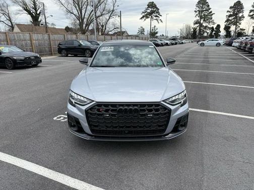 2025 Audi S8 4.0T