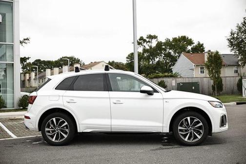 2023 Audi Q5 45 S line Premium Plus
