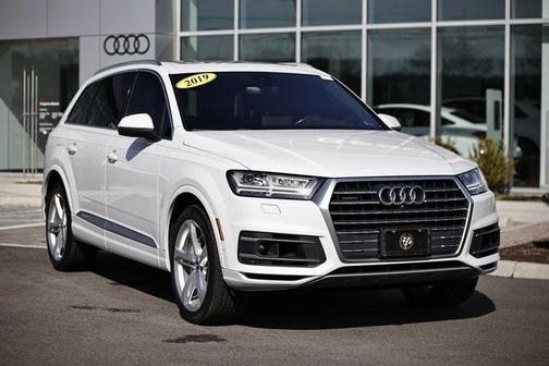 2019 Audi Q7 55 Prestige