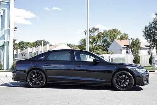 2022 Audi S8 4.0T