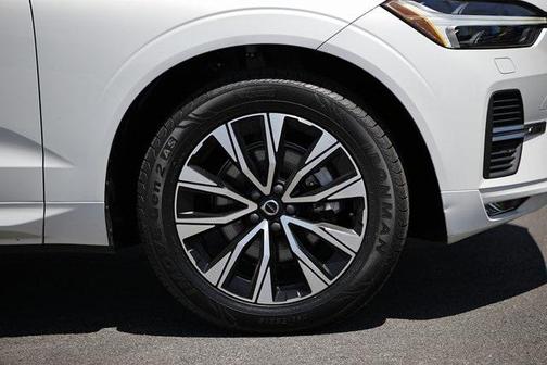 2023 Volvo XC60 B5 Core