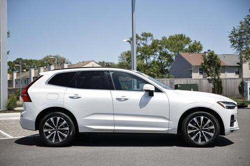 2023 Volvo XC60 B5 Core