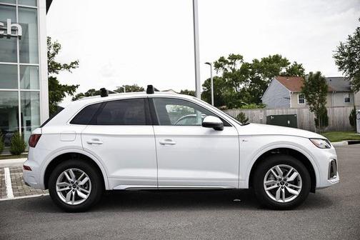 2024 Audi Q5 45 S line Premium