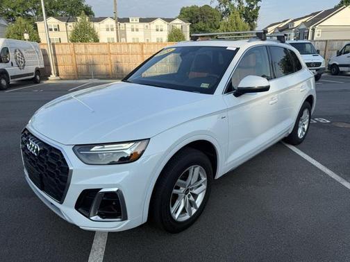 2024 Audi Q5 45 S line Premium