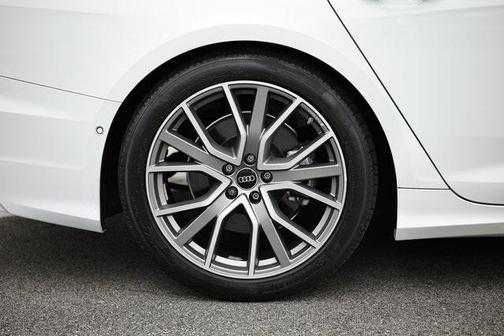 2022 Audi A6 55 Premium Plus