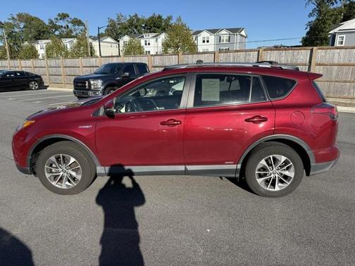 2018 Toyota RAV4 Hybrid XLE