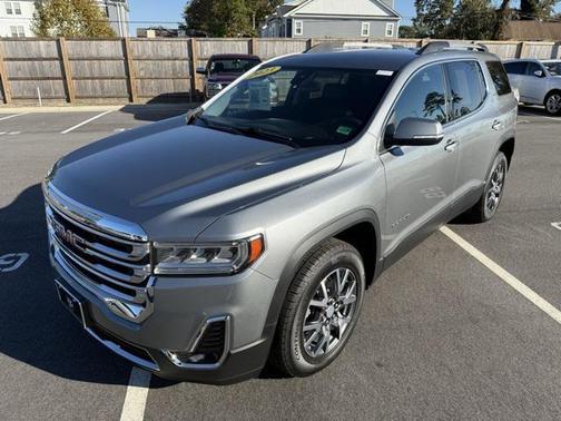 2023 GMC Acadia AWD SLT
