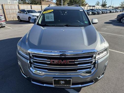2023 GMC Acadia AWD SLT