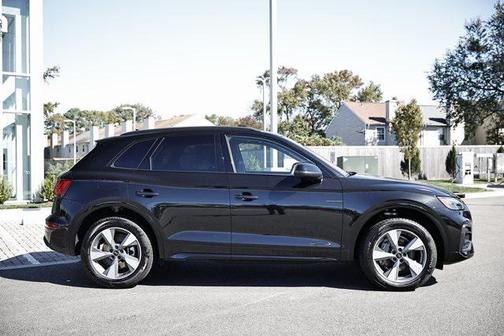 2025 Audi Q5 40 Premium Plus