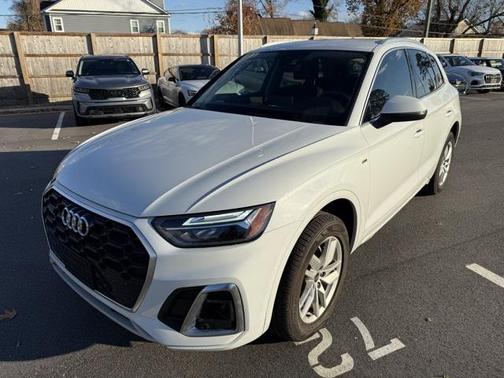 2022 Audi Q5 45 S line Premium