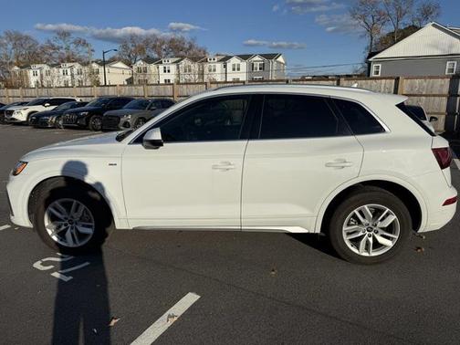 2022 Audi Q5 45 S line Premium