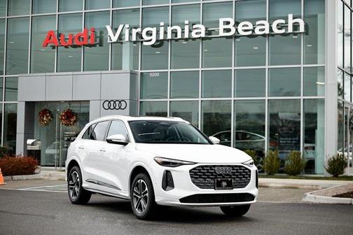 2025 Audi Q5 Premium TFSI quattro S tronic