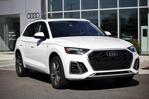 2024 Audi Q5 45 S line Premium Plus