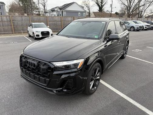 2025 Audi Q7 55 Prestige