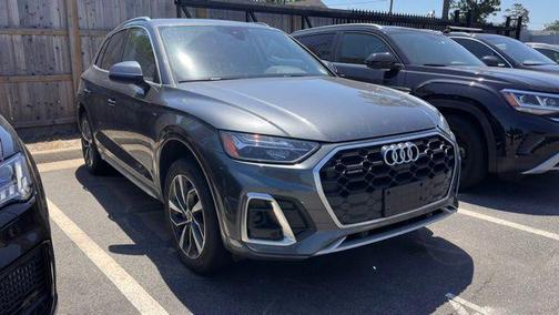 Daytona Gray Pearl Effect 2023 Audi Q5 45 S line Premium Plus