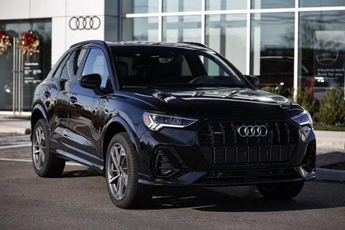 2025 Audi Q3 Premium 45 TFSI S line quattro Tiptronic