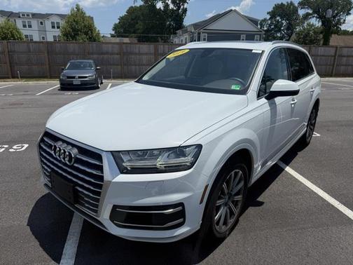 2019 Audi Q7 55 Premium Plus