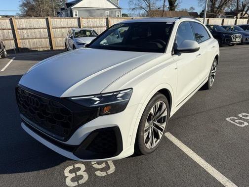 2025 Audi Q8 55 Prestige
