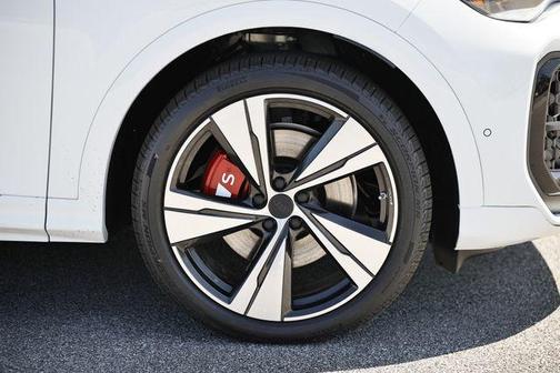 Glacier White Metallic 2026 Audi SQ5 3.0T Premium Plus