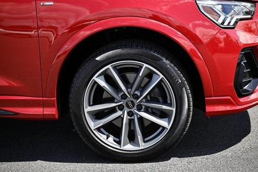 2024 Audi Q3 45 S line Premium Plus