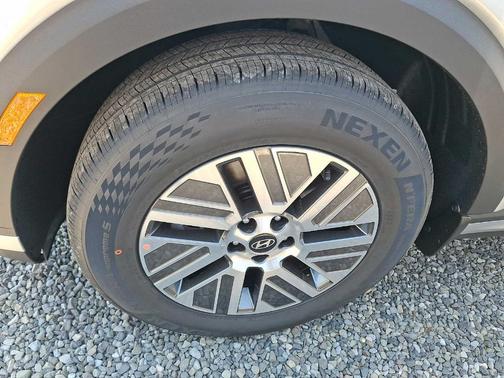 Silver Metallic 2026 Hyundai Palisade Hybrid SEL 8P