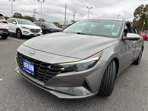 2021 Hyundai ELANTRA HEV Limited