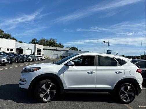 2016 Hyundai TUCSON Sport