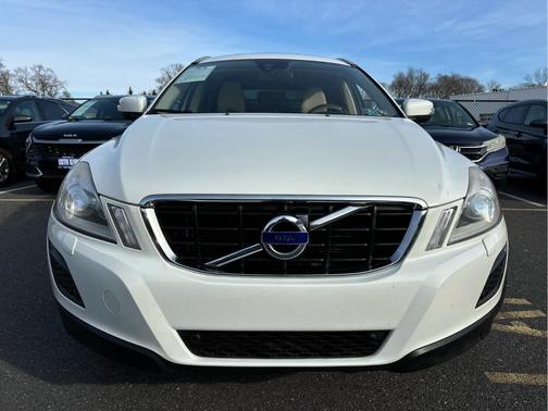 2013 Volvo XC60 T6 Premier Plus