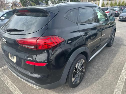 Black Noir Pearl 2020 Hyundai TUCSON Sport