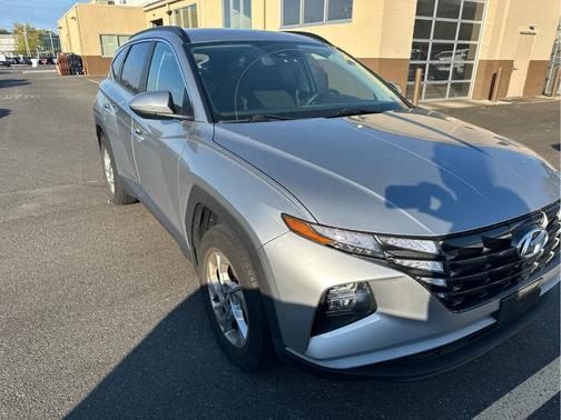 Shimmering Silver 2023 Hyundai TUCSON SEL