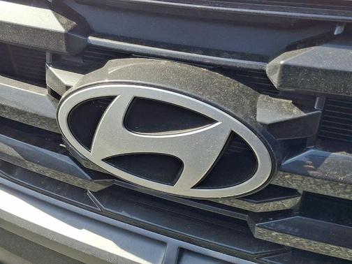 Serenity White Pearl 2026 Hyundai TUCSON SEL Premium