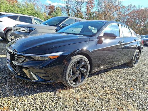 2026 Hyundai ELANTRA SEL